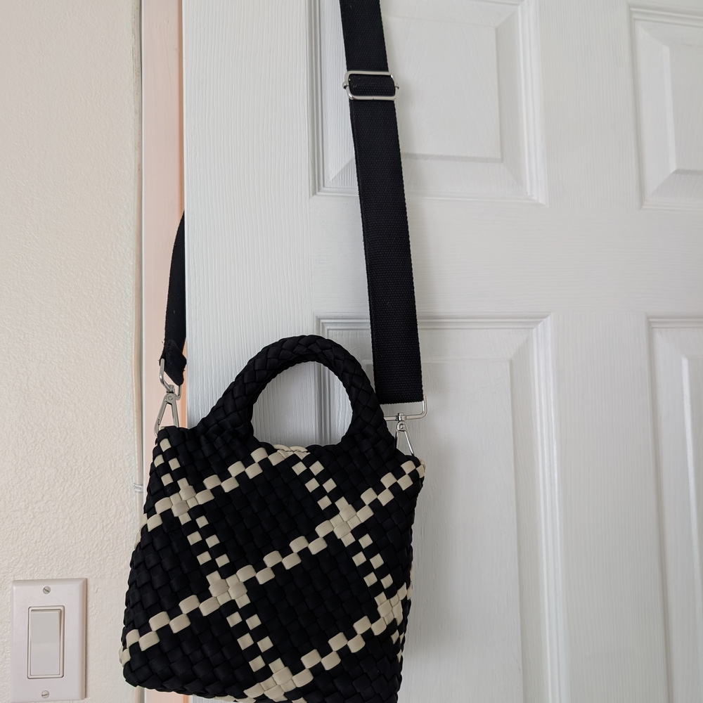 Woven Plaid Crossbody Tote Bag in Black & Cream